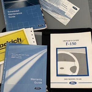 Ford F-150 2003 Model Year Guide Set in Blue and Yellow